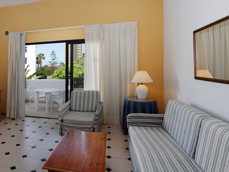 Apartamentos Hg Cristian Sur Los Cristianos  Ngoại thất bức ảnh