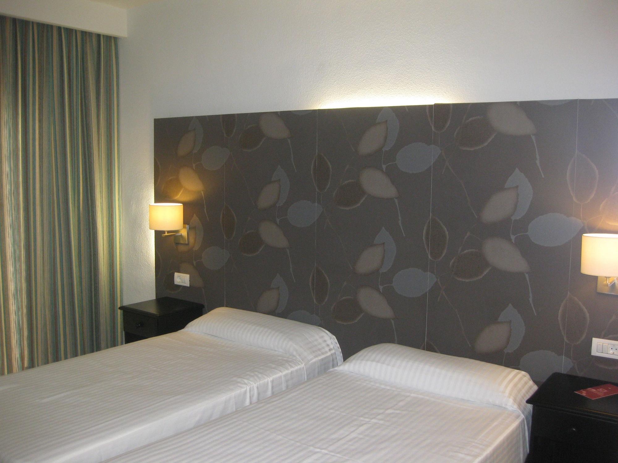 Apartamentos Hg Cristian Sur Los Cristianos  Ngoại thất bức ảnh